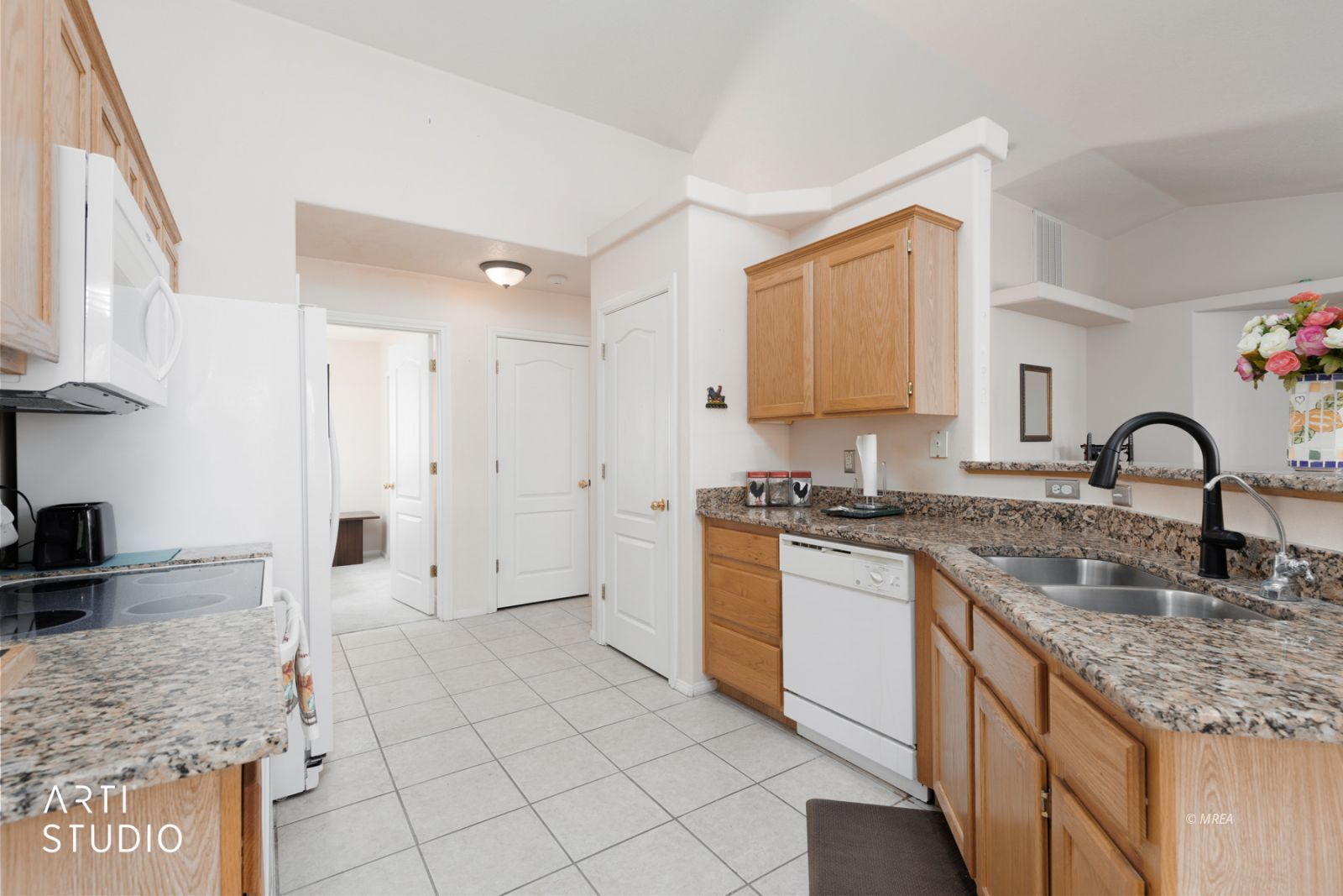 289  Muscat Drive 