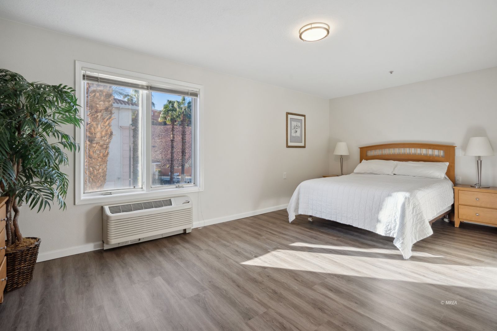 555  Highland Dr #227