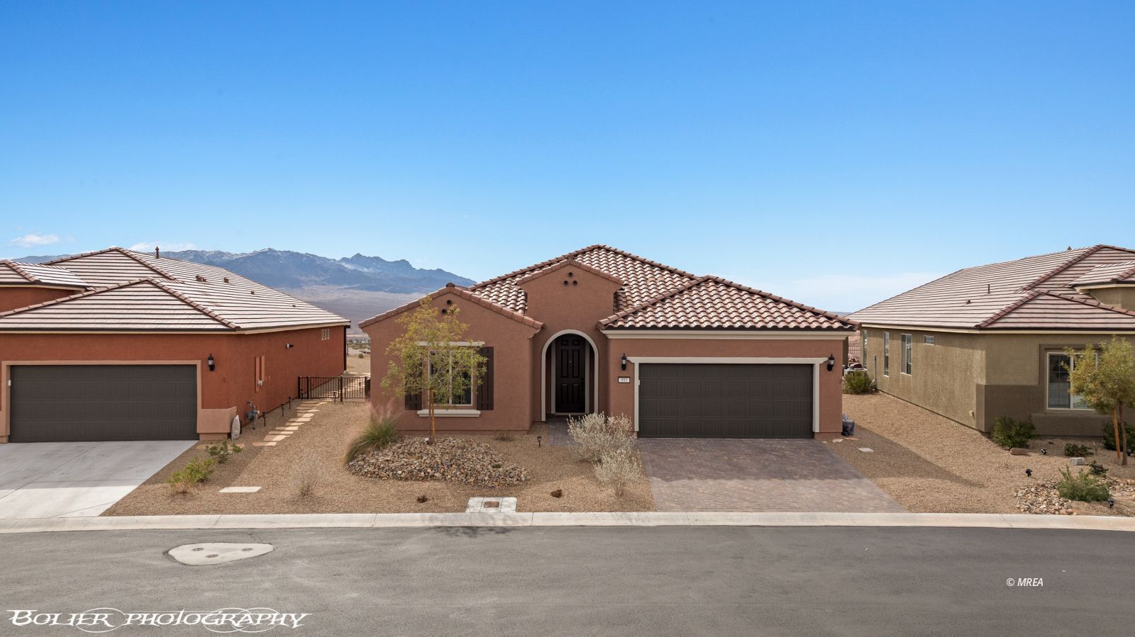 995  Flagstone Bend 
