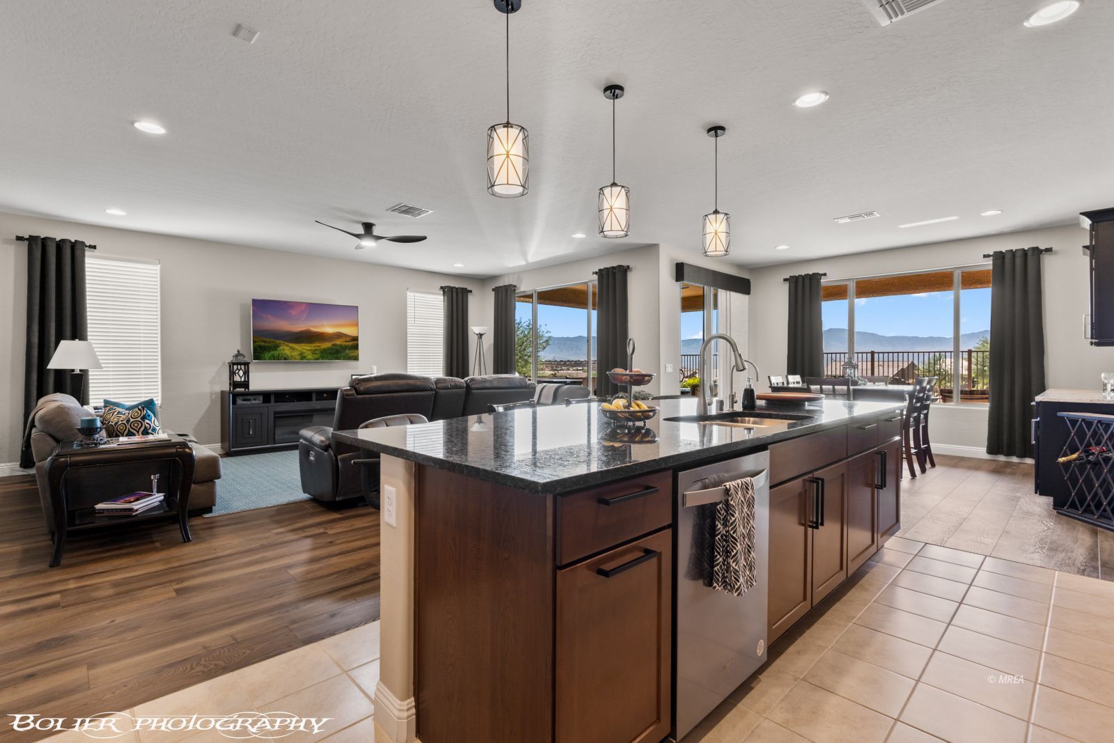 1480  Caramel Cliffs Trl 