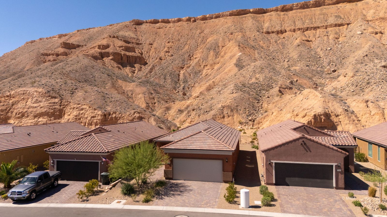 1481  Pin Cushion Rdg 