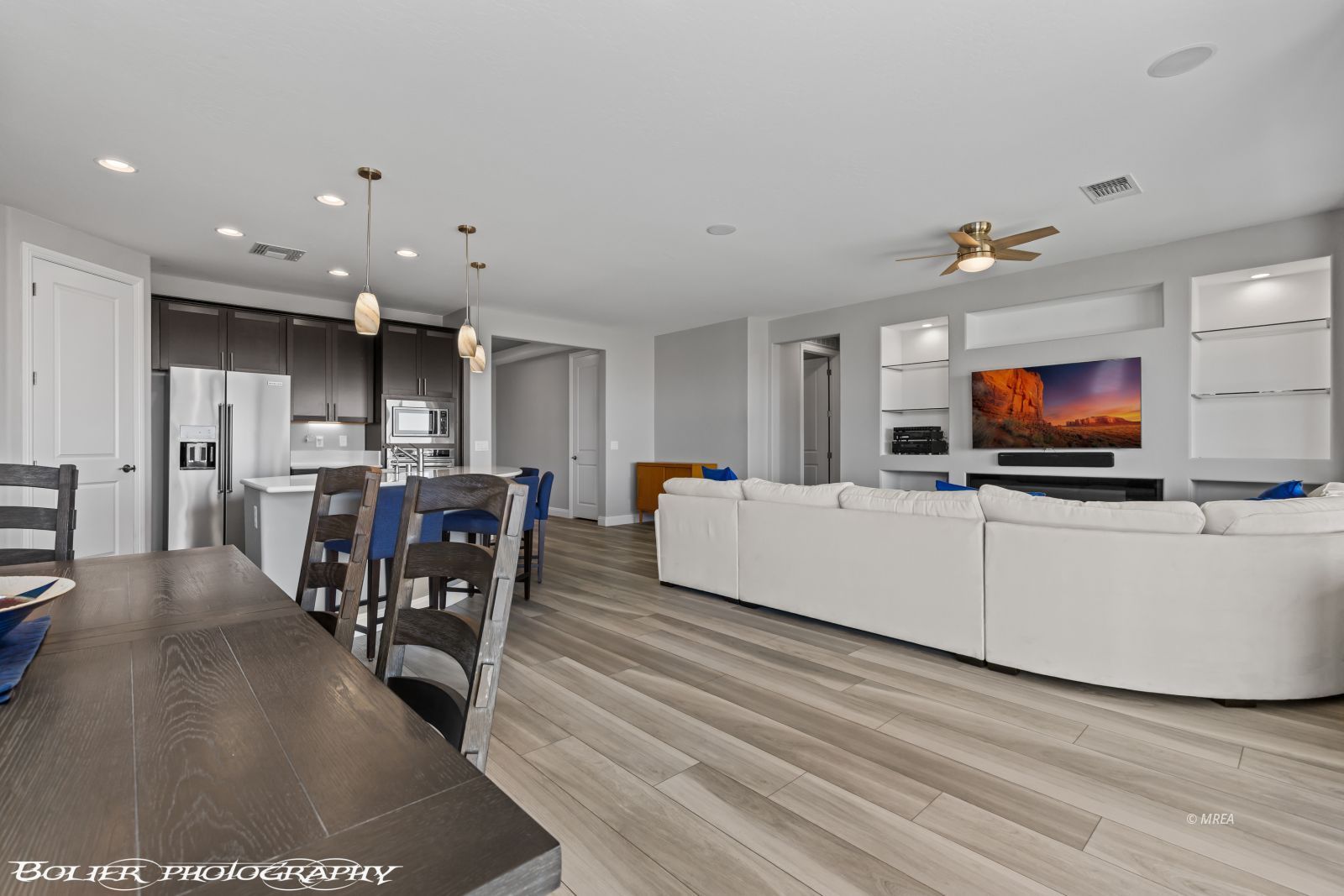 1109  Flagstone BND 