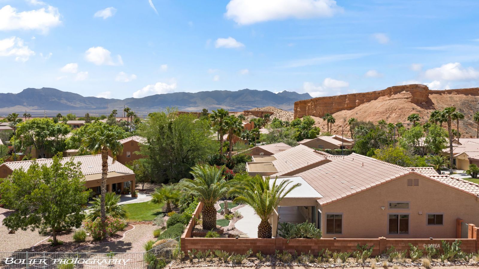 998  Opal St