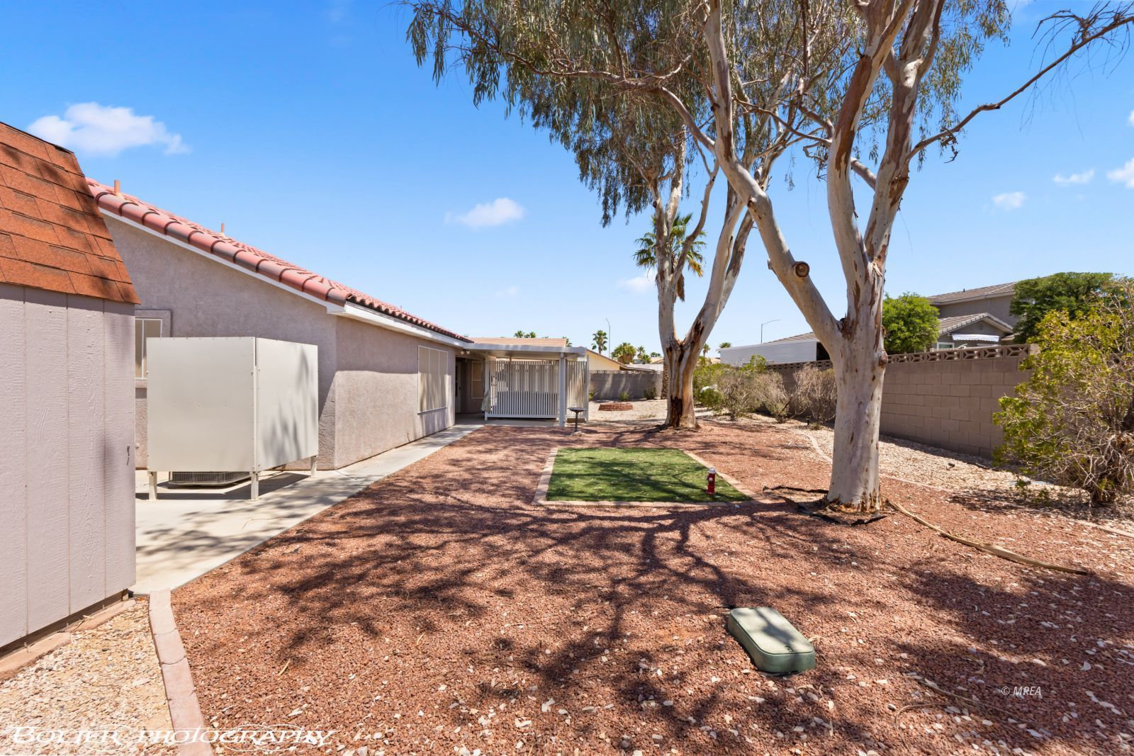 648  Valley View Dr