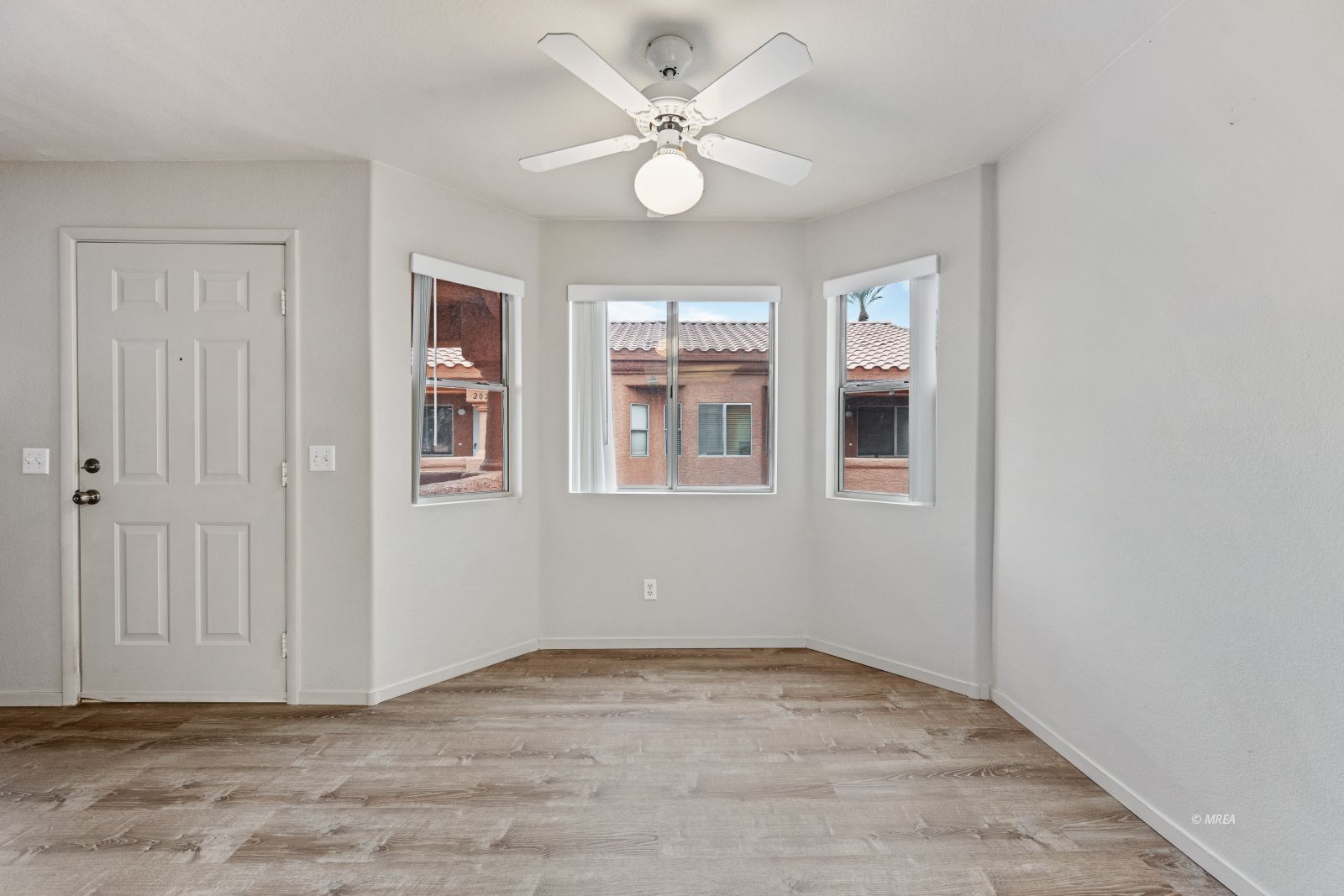 968  Mesquite Springs  #201