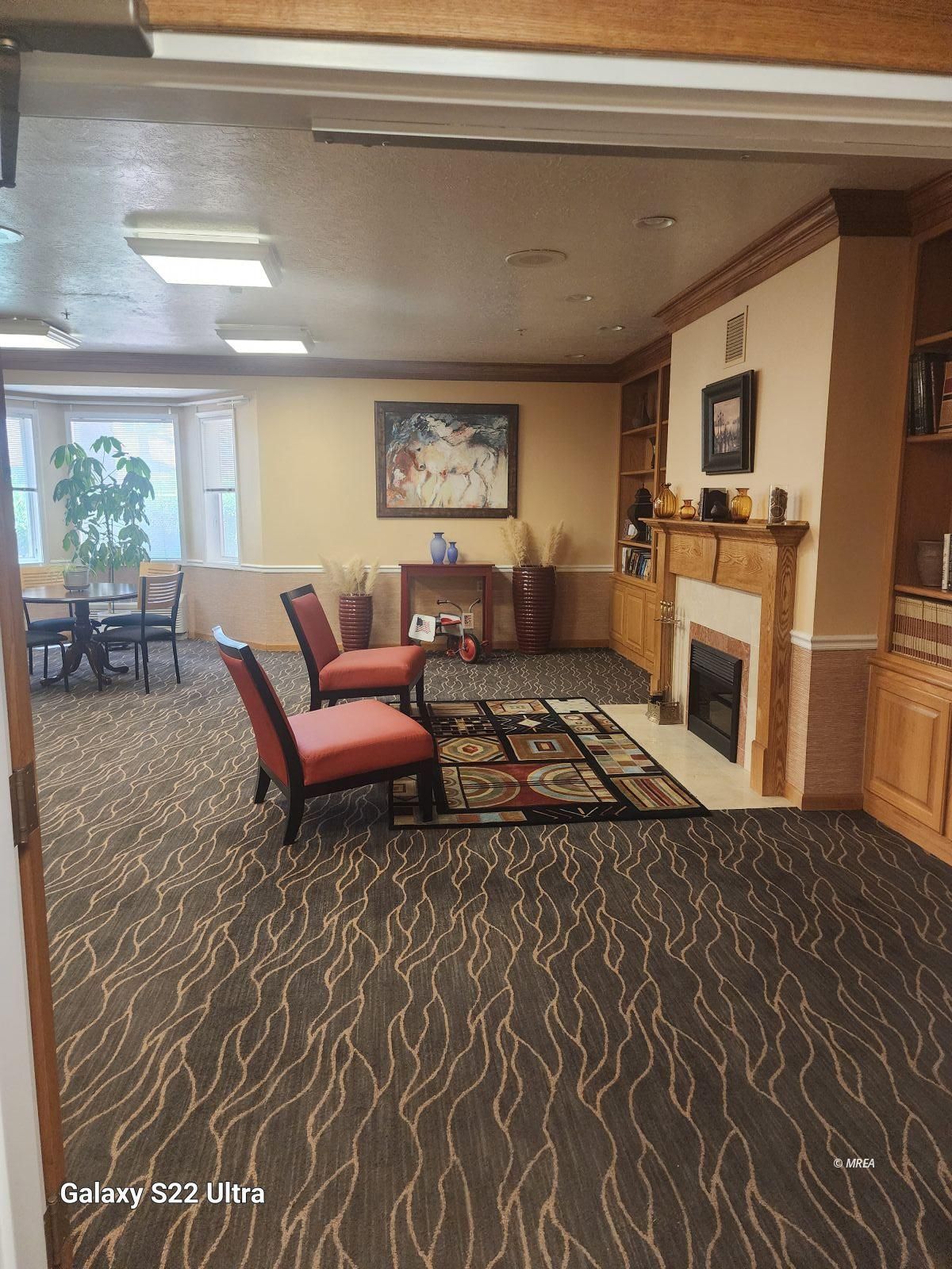 555  Highland Dr #122