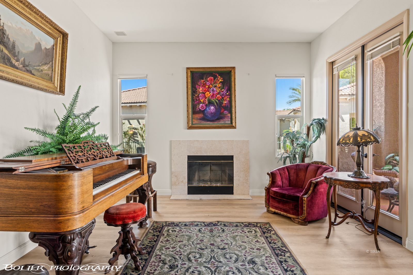 524  Mountainside Ct