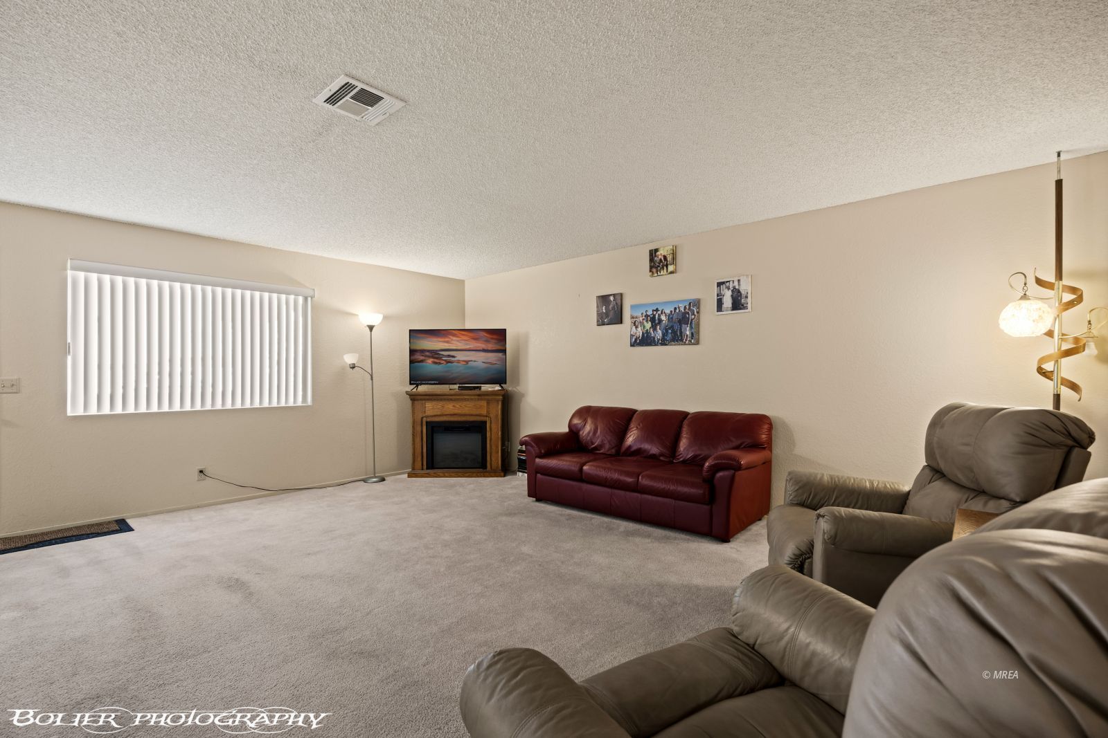 413  Mesa Blvd #102