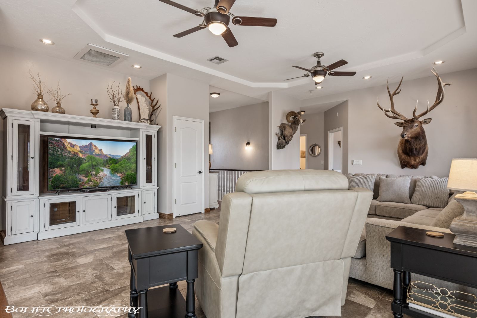 442  Valley View Cir