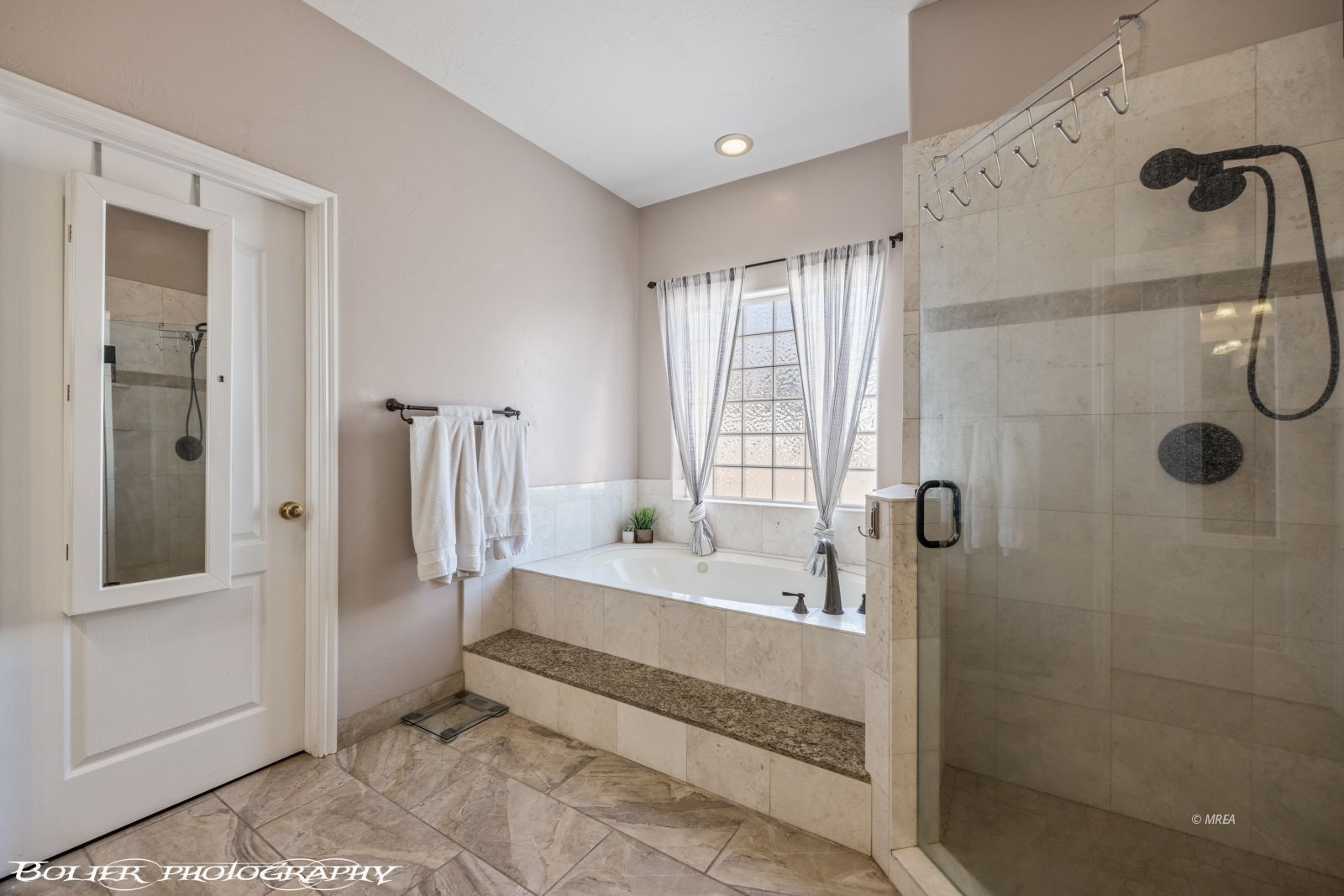 442  Valley View Cir