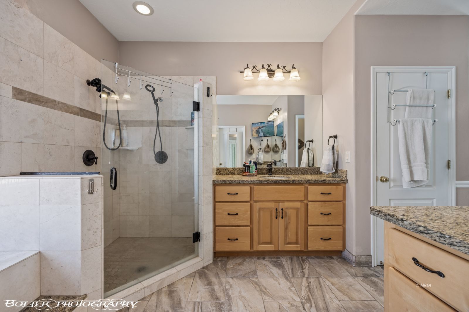 442  Valley View Cir