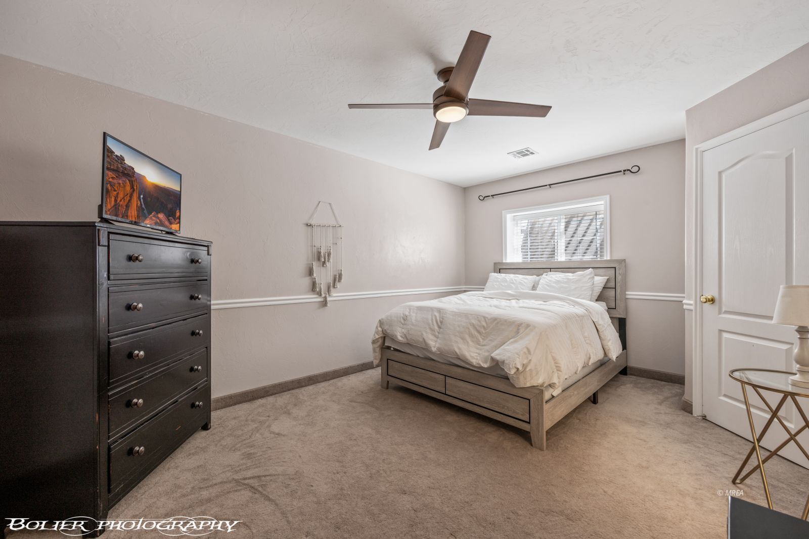 442  Valley View Cir