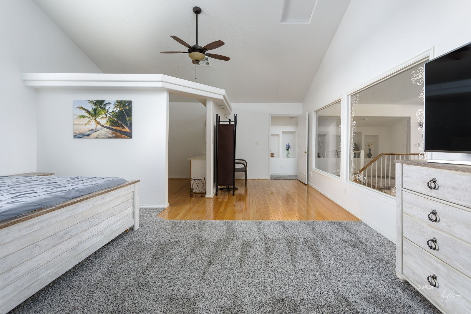 414  Crystal Canyon Dr