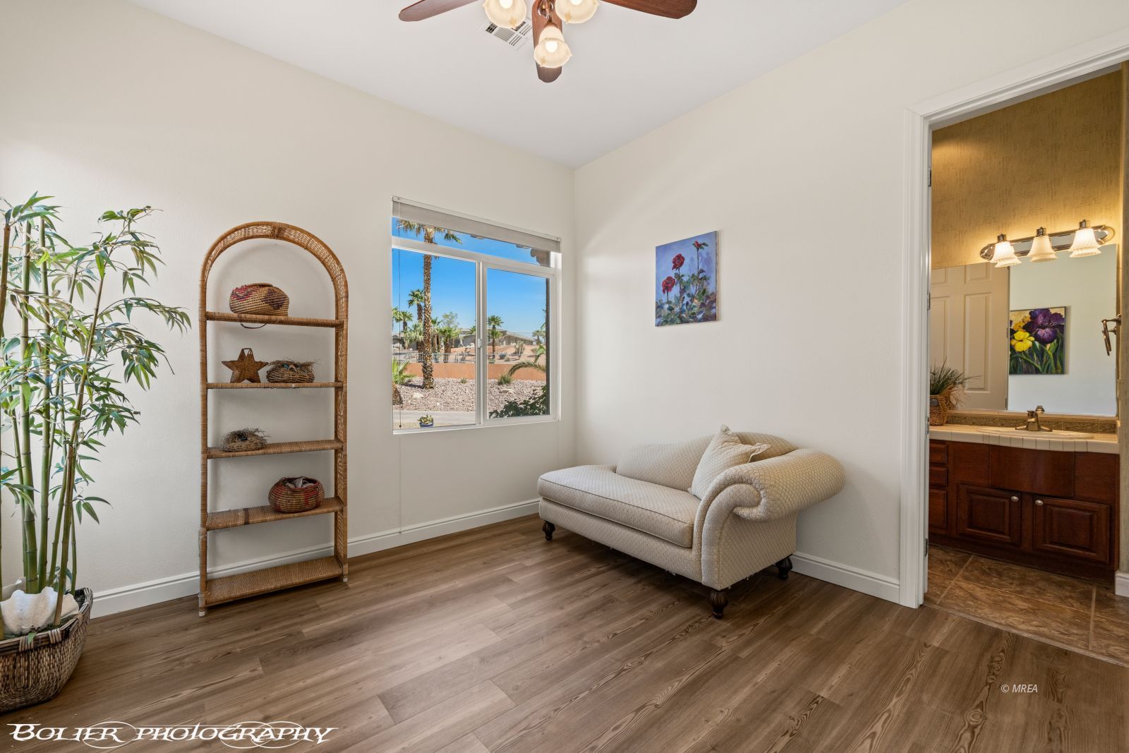 524  Mountainside Ct