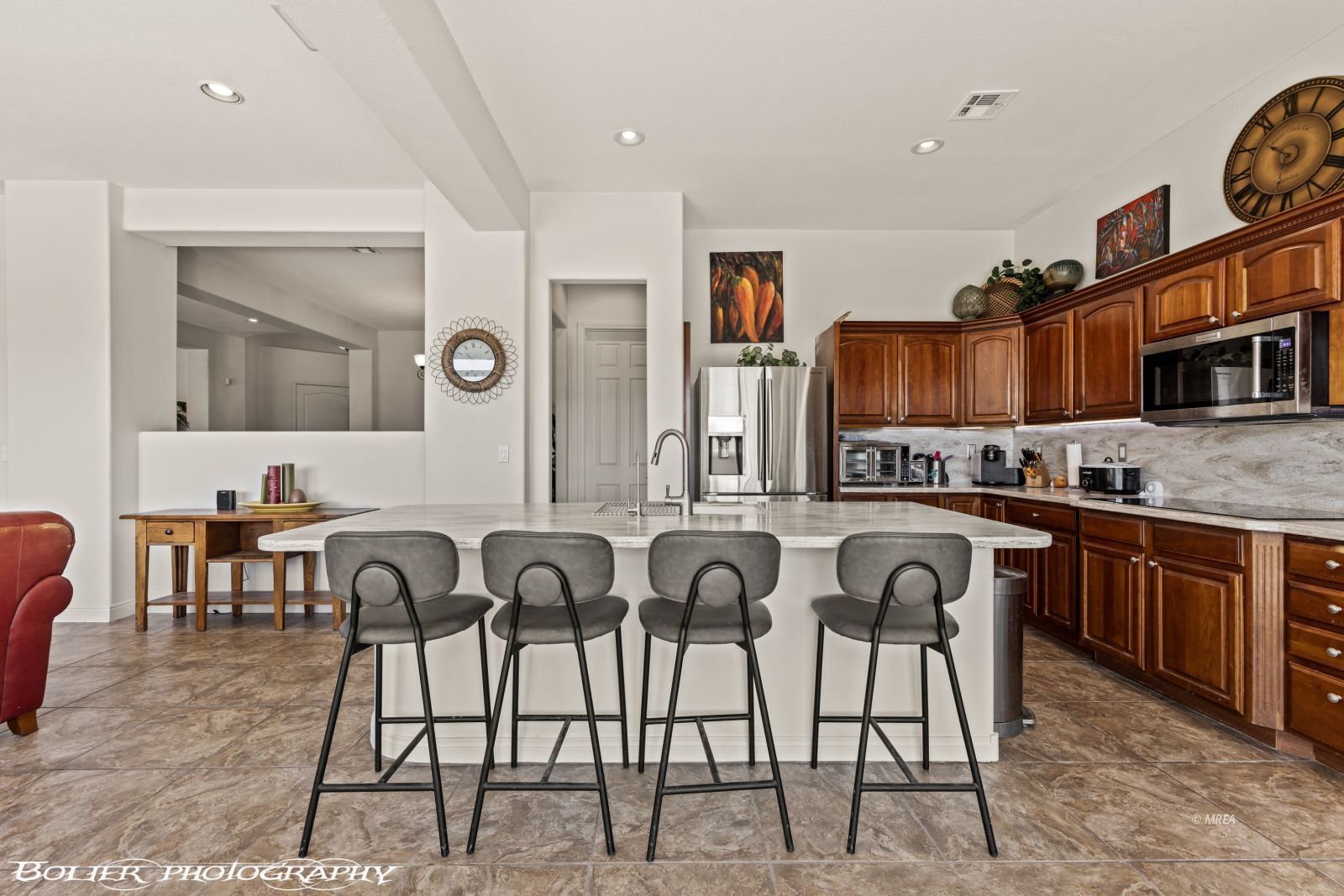 524  Mountainside Ct