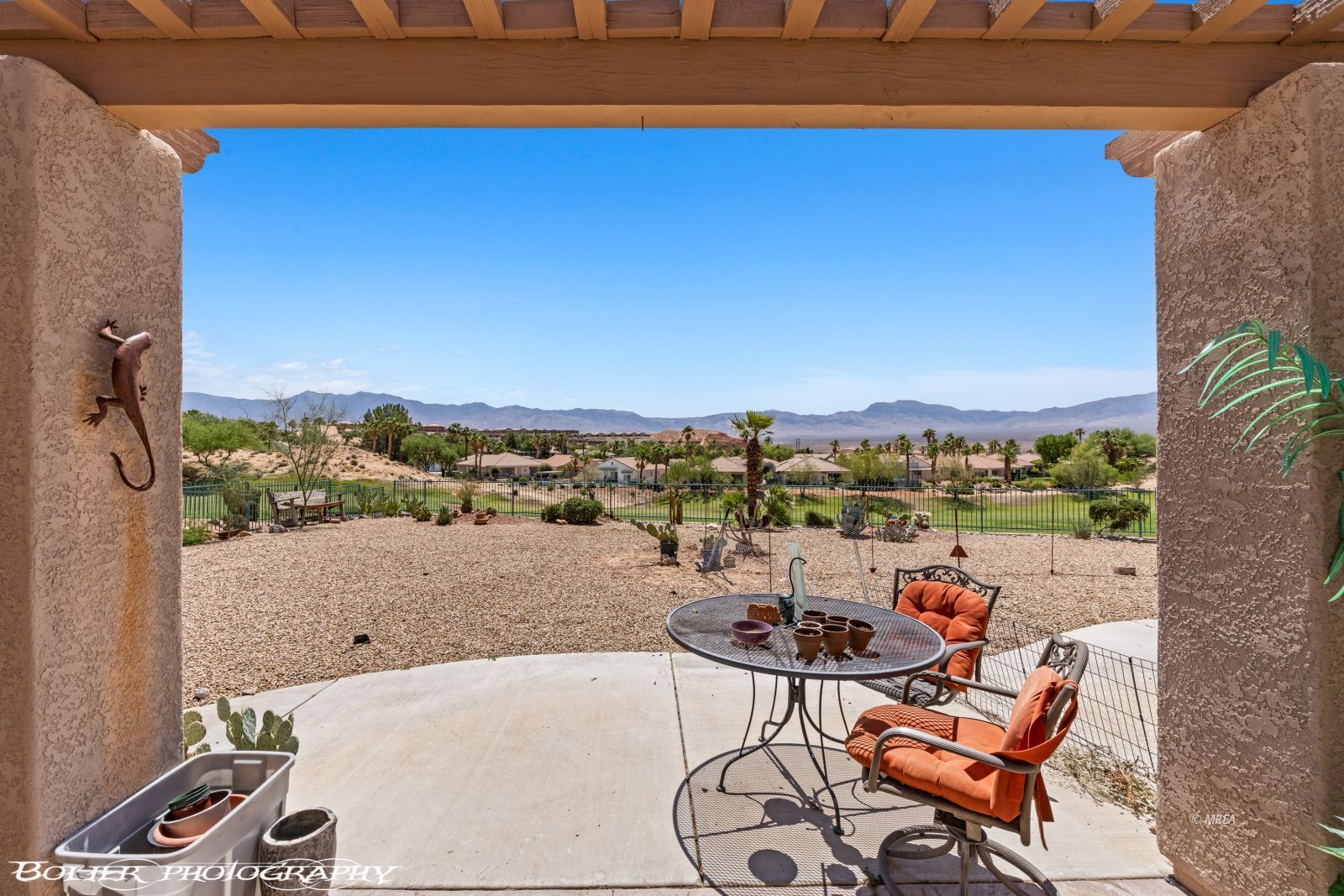 524  Mountainside Ct