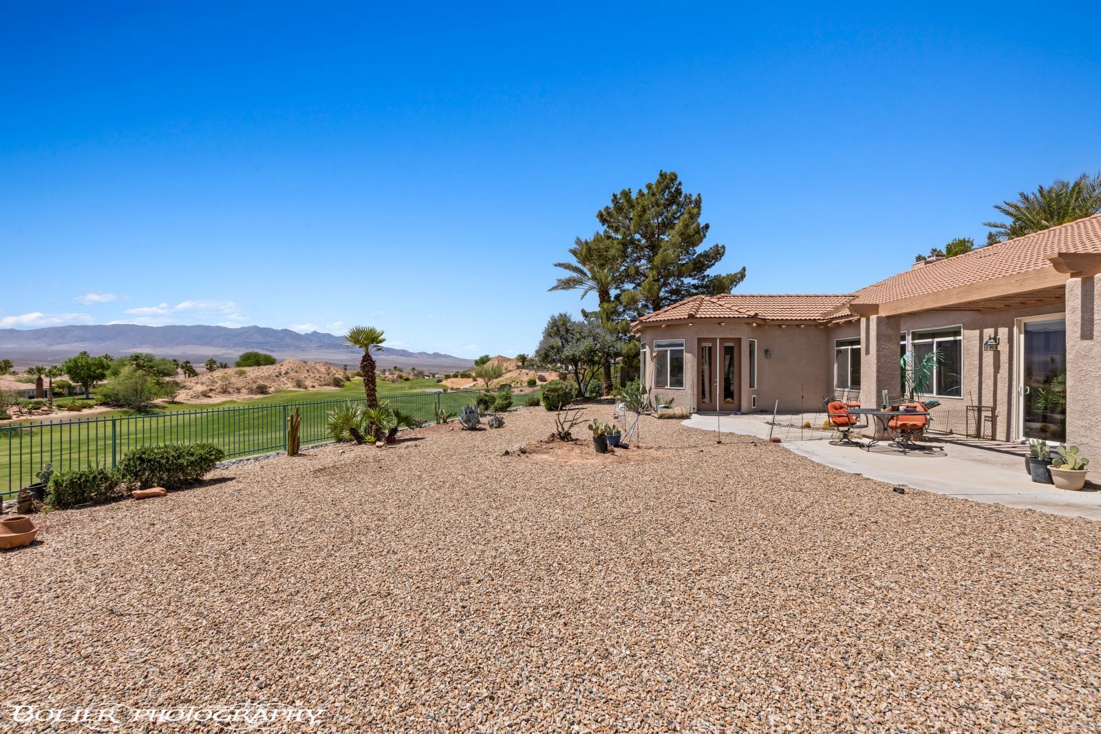 524  Mountainside Ct