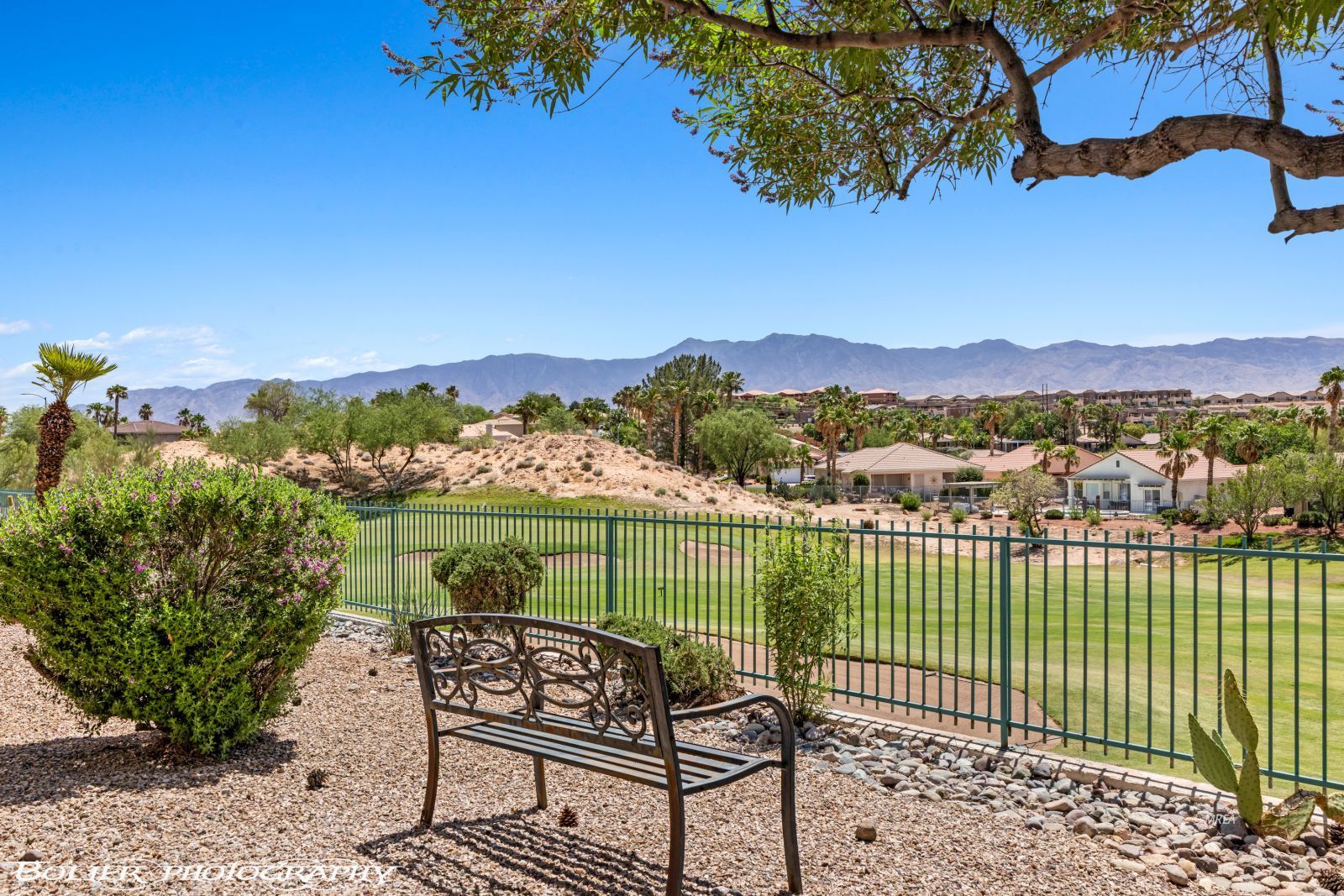 524  Mountainside Ct