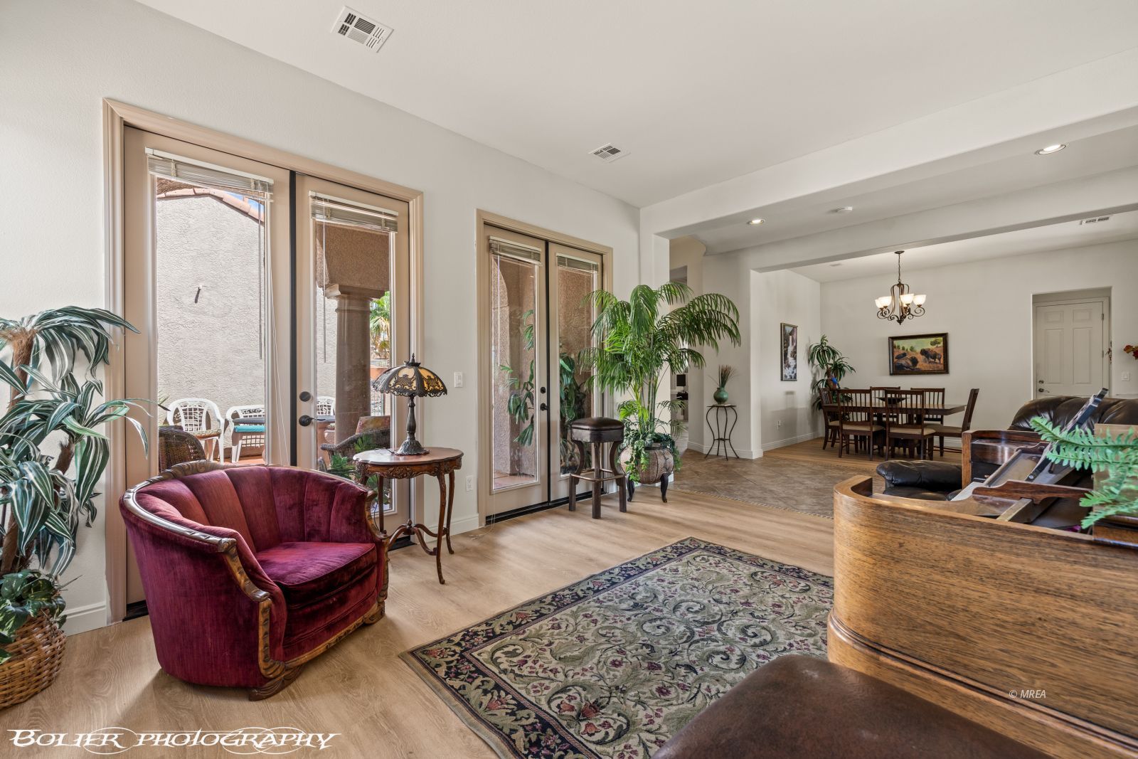 524  Mountainside Ct