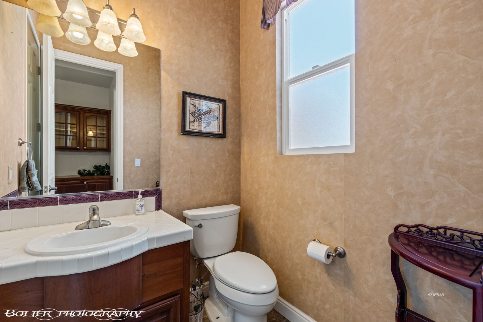 524  Mountainside Ct