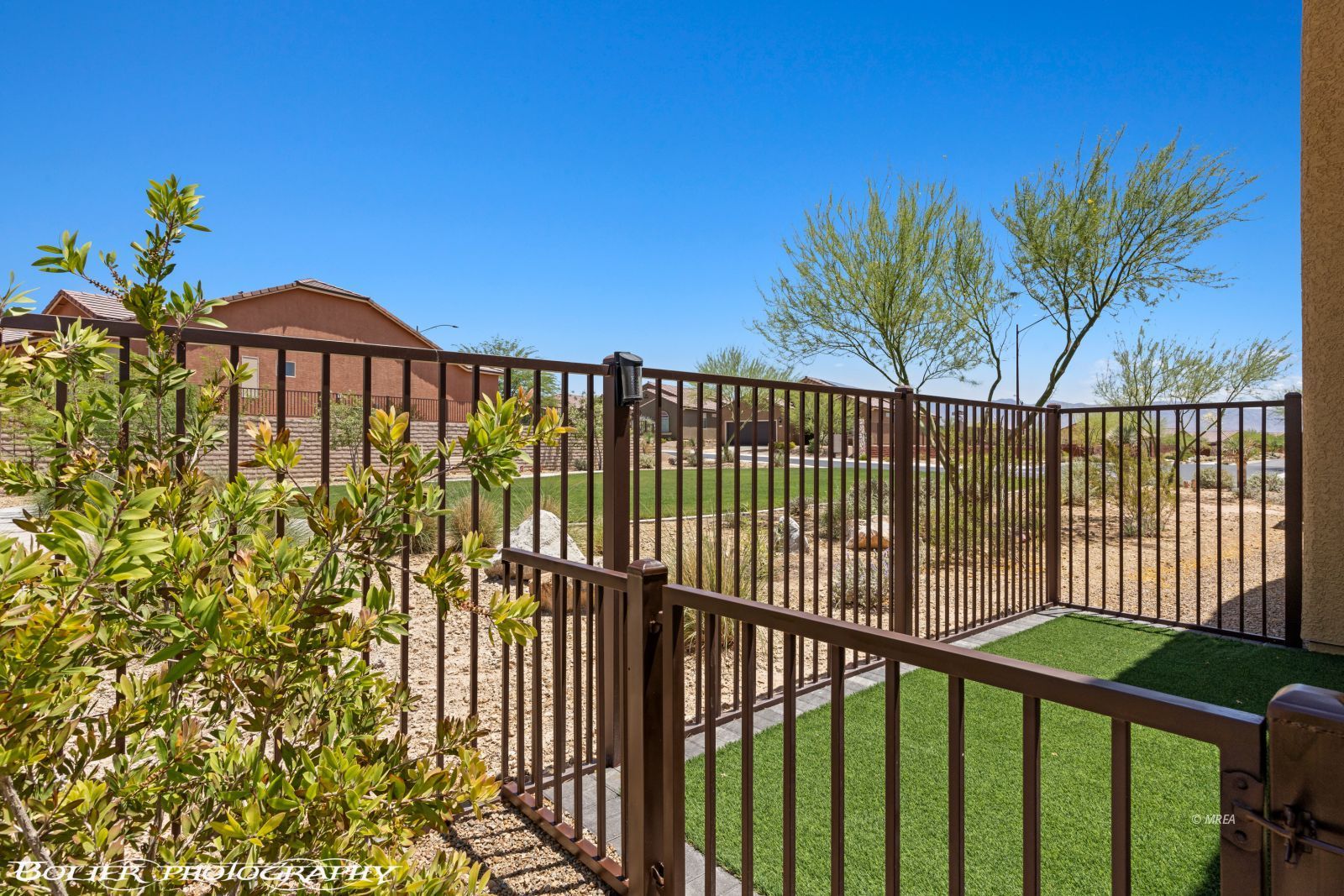 1143  Tortoise Mountain Dr