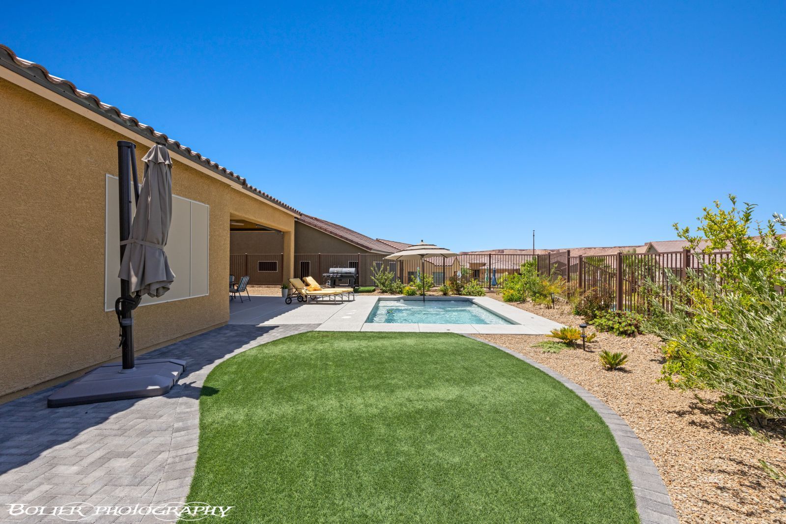 1143  Tortoise Mountain Dr