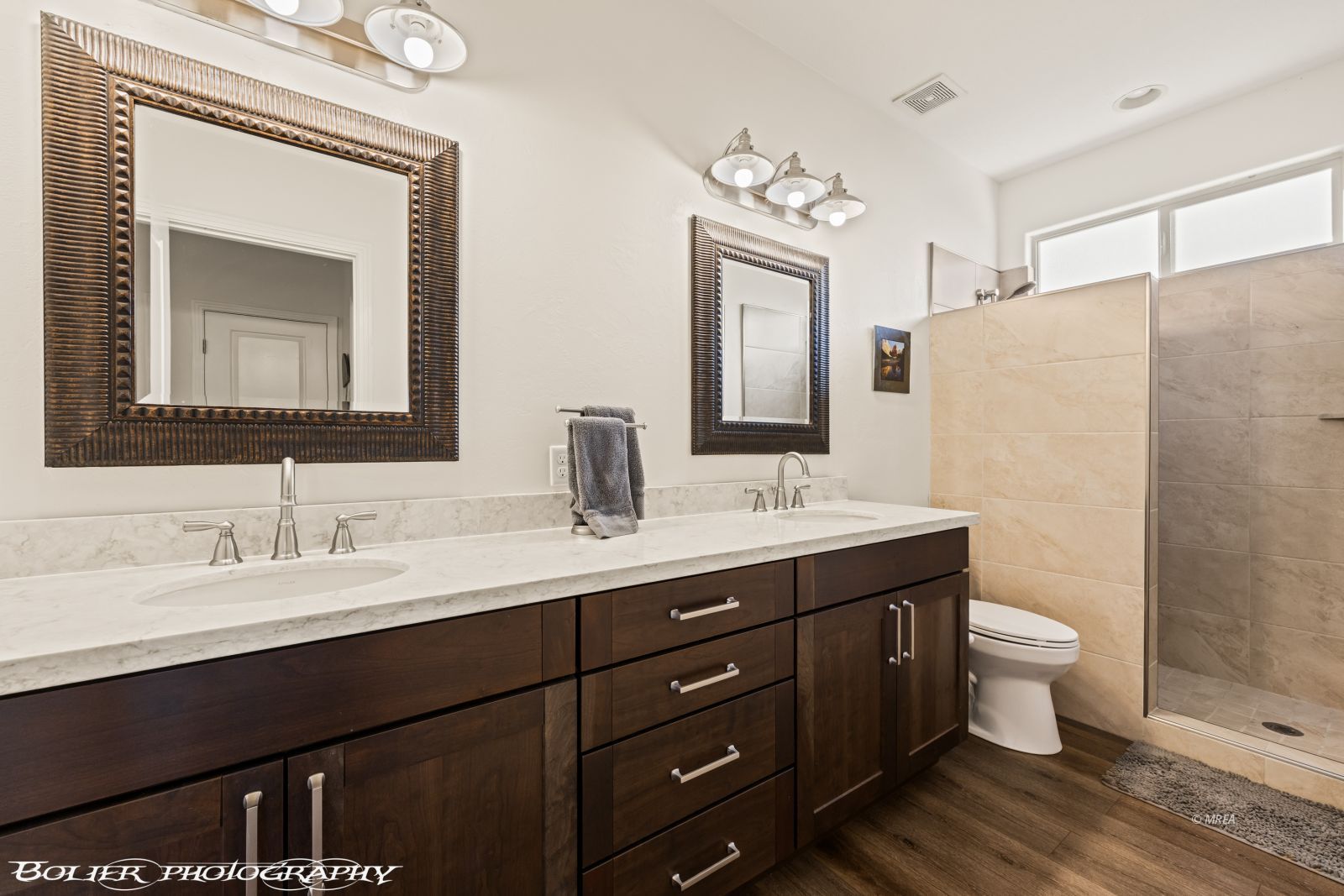 1309  Vista Del Monte Dr