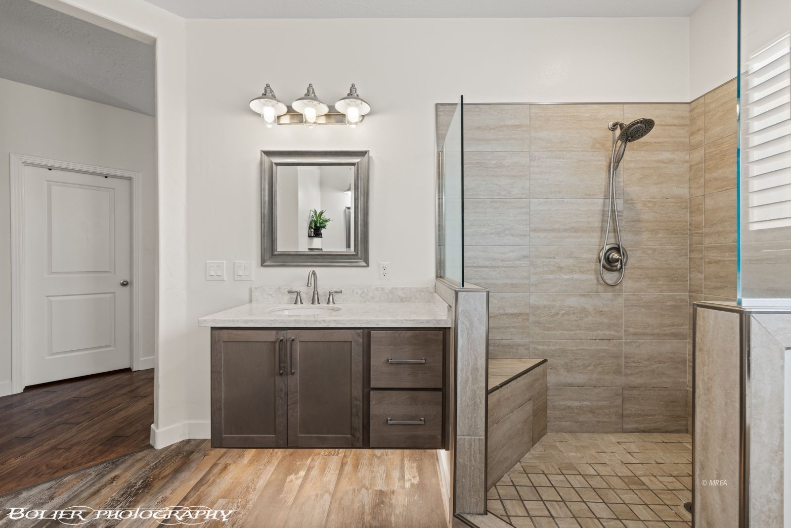 1309  Vista Del Monte Dr