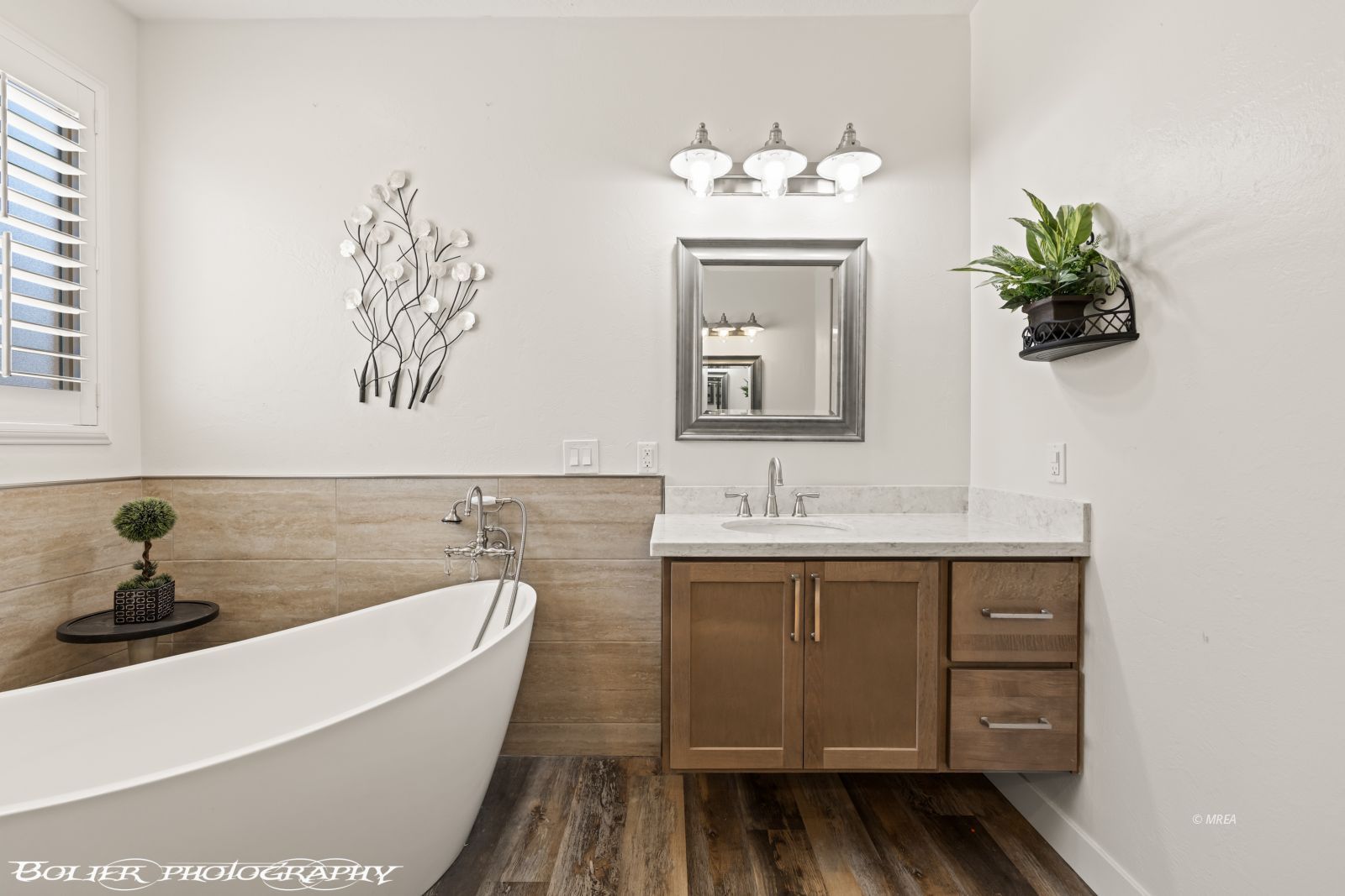 1309  Vista Del Monte Dr