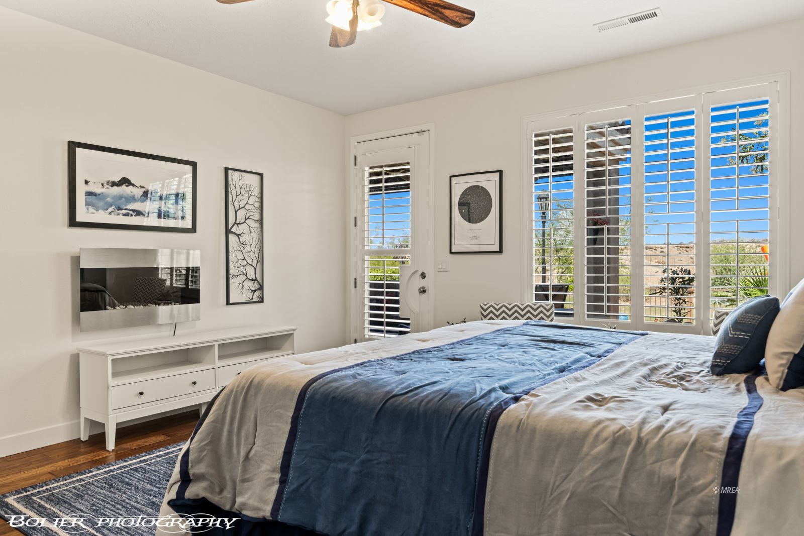 1309  Vista Del Monte Dr