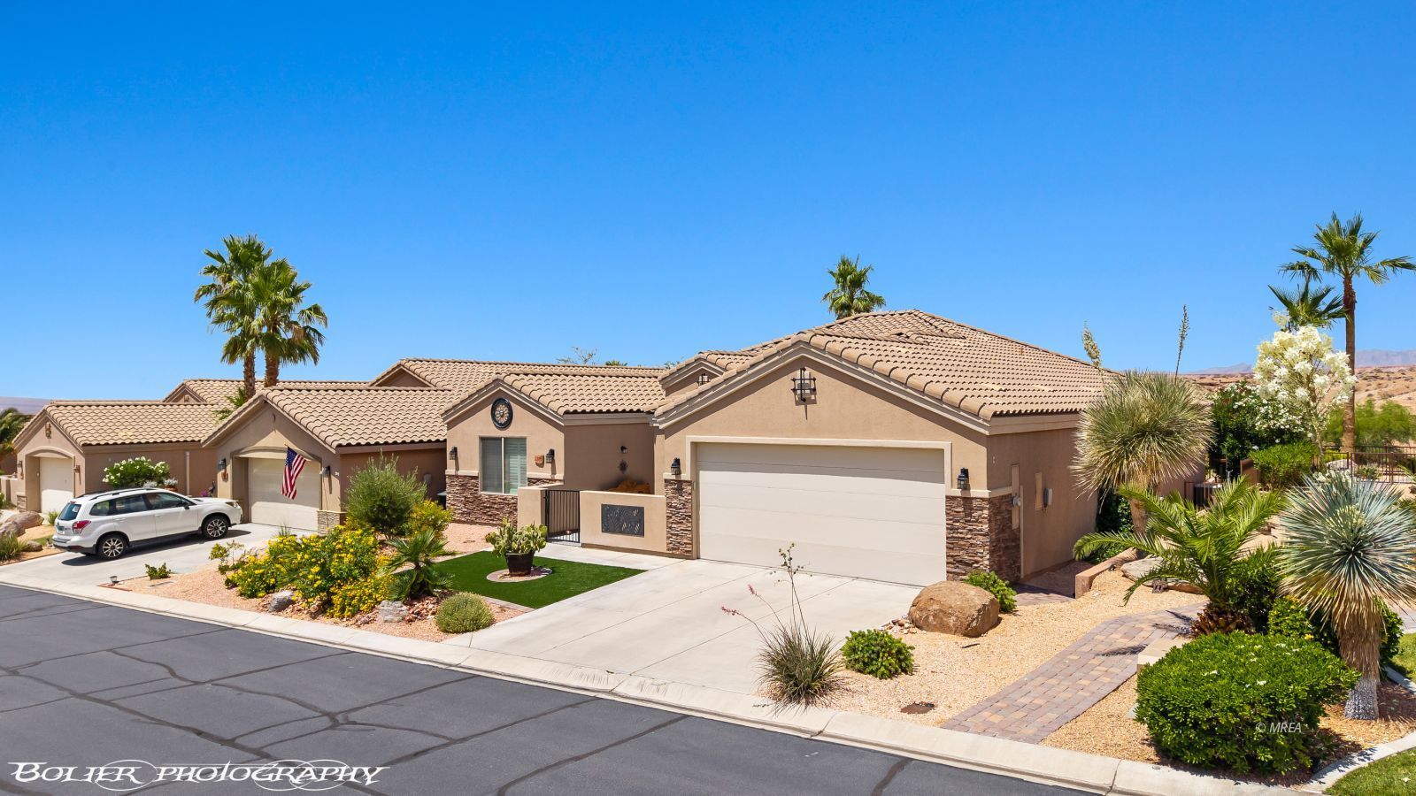 1309  Vista Del Monte Dr