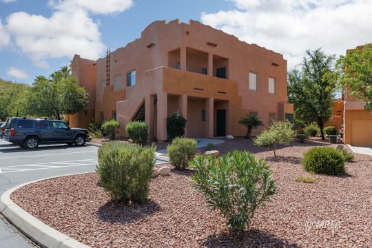 726  E,Mesquite NV 89027