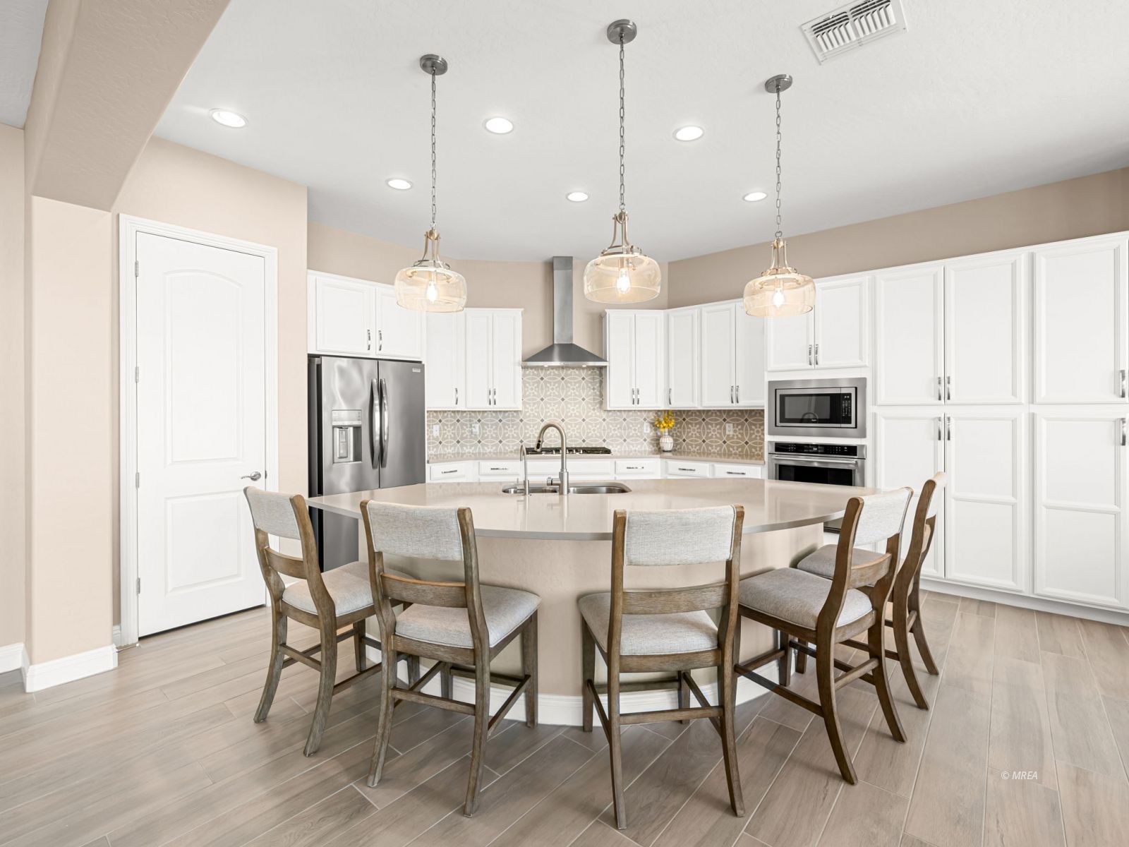 1190  Dreamcatcher Bluff 