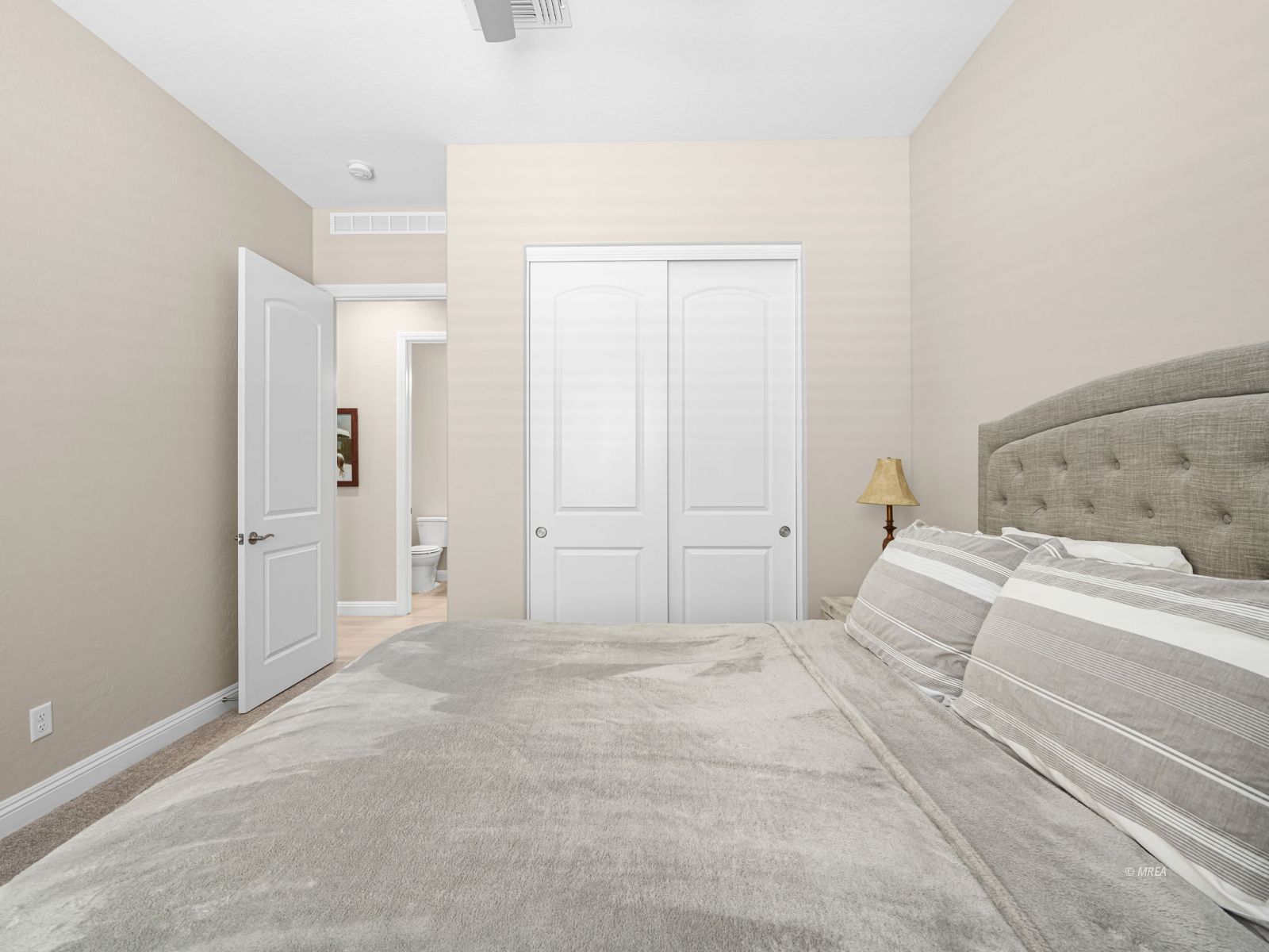 1190  Dreamcatcher Bluff 