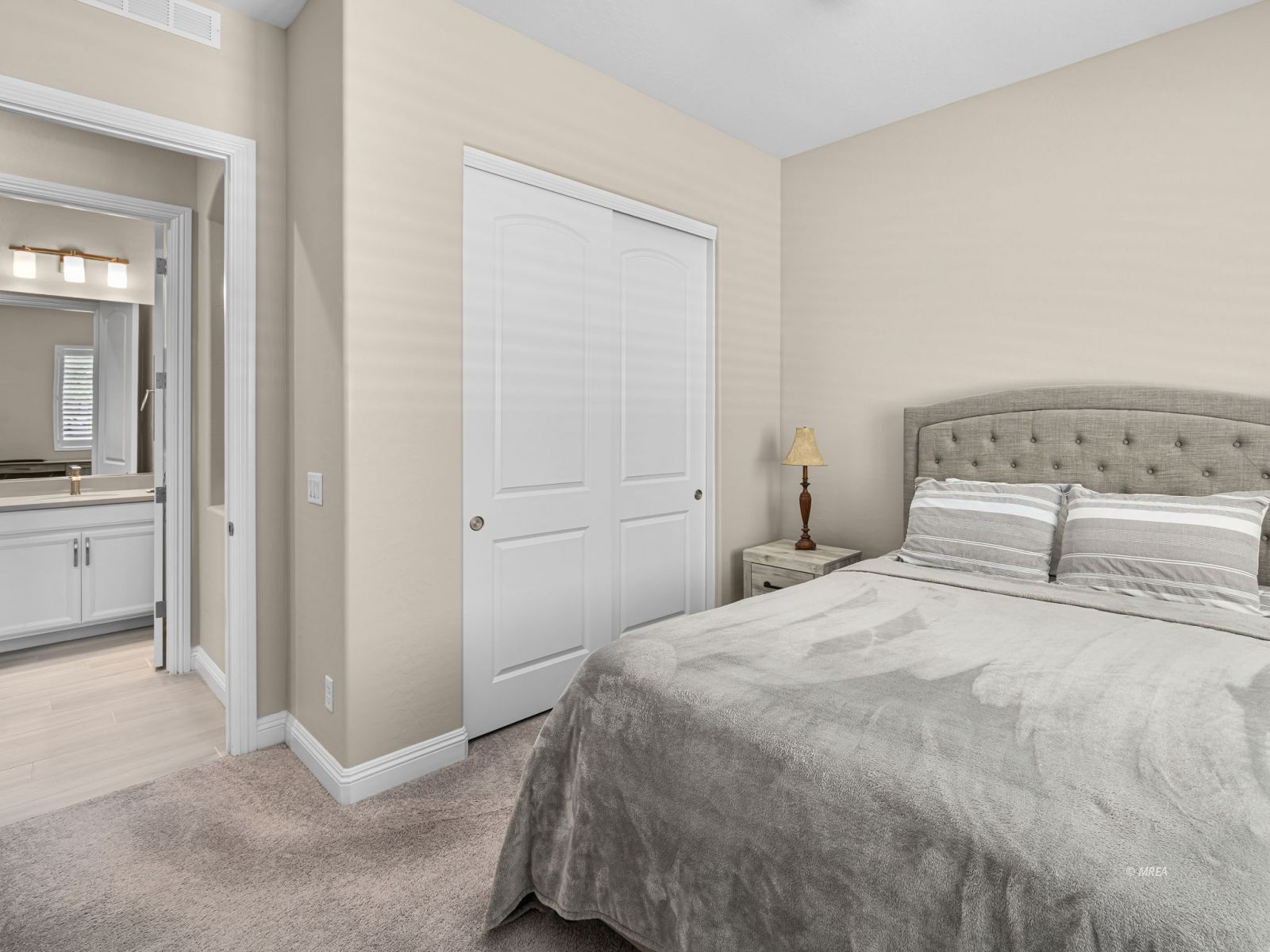 1190  Dreamcatcher Bluff 