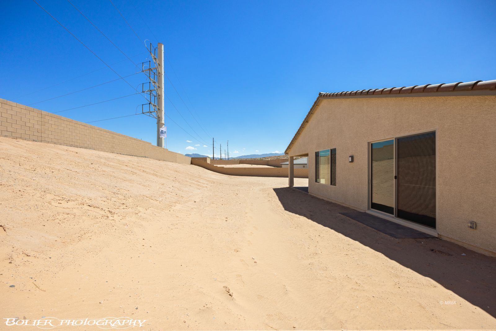 1250  Vertical Bluff 