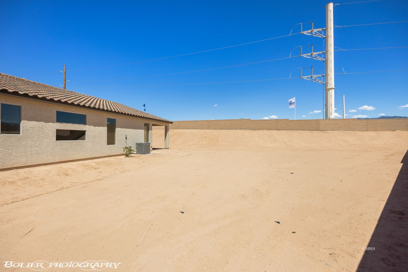 1250  Vertical Bluff 