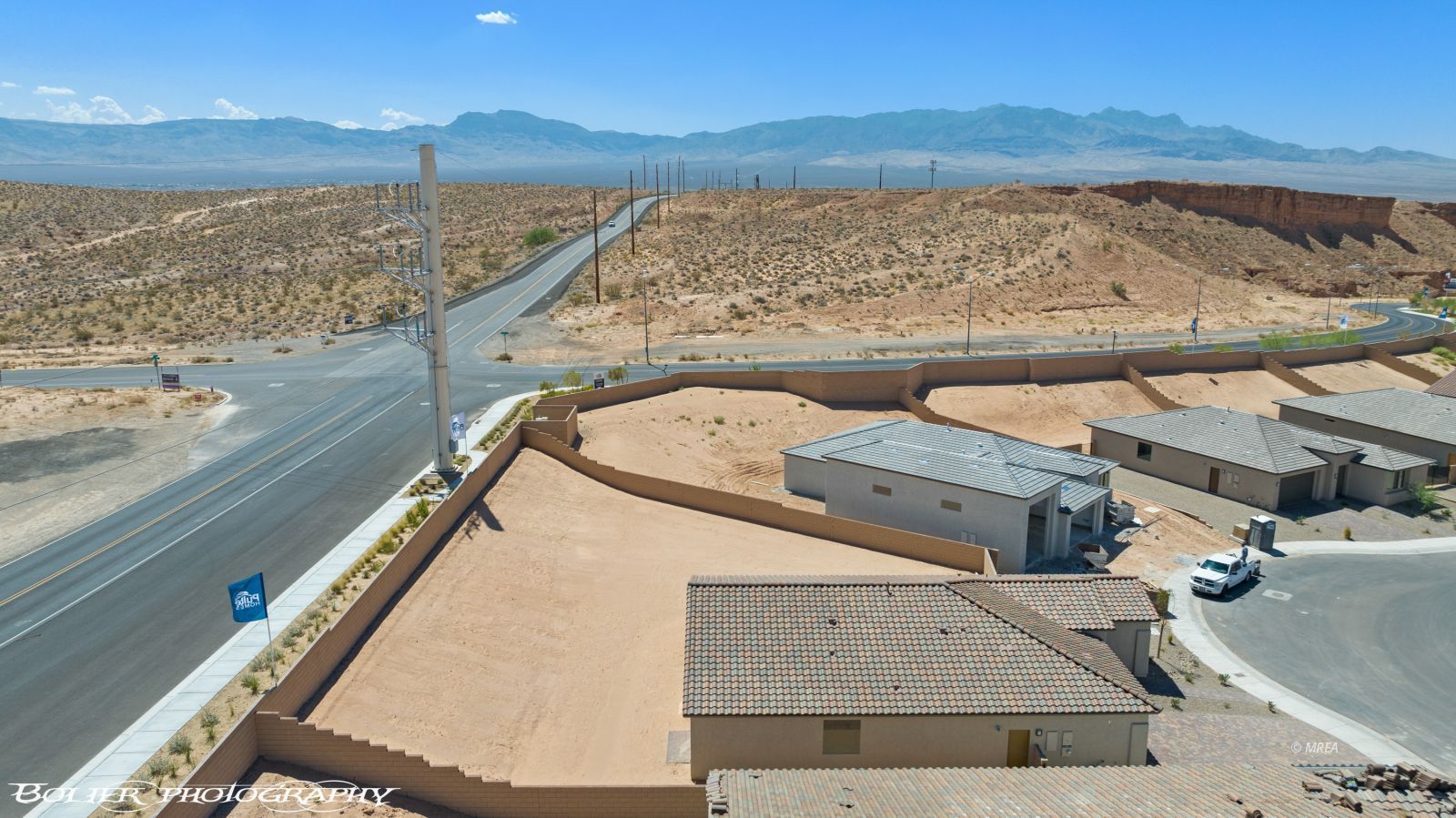 1250  Vertical Bluff 