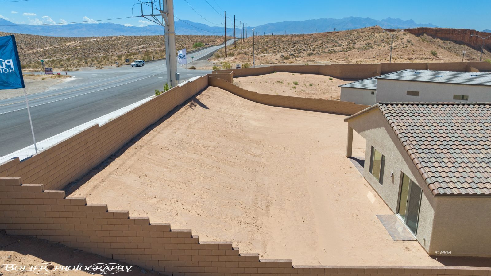 1250  Vertical Bluff 