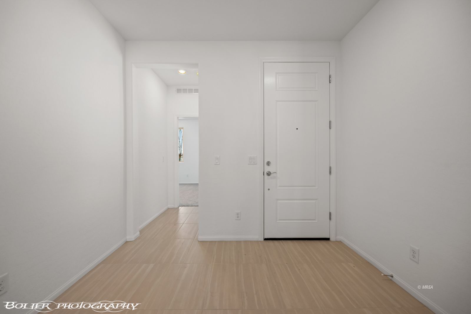 1250  Vertical Bluff 