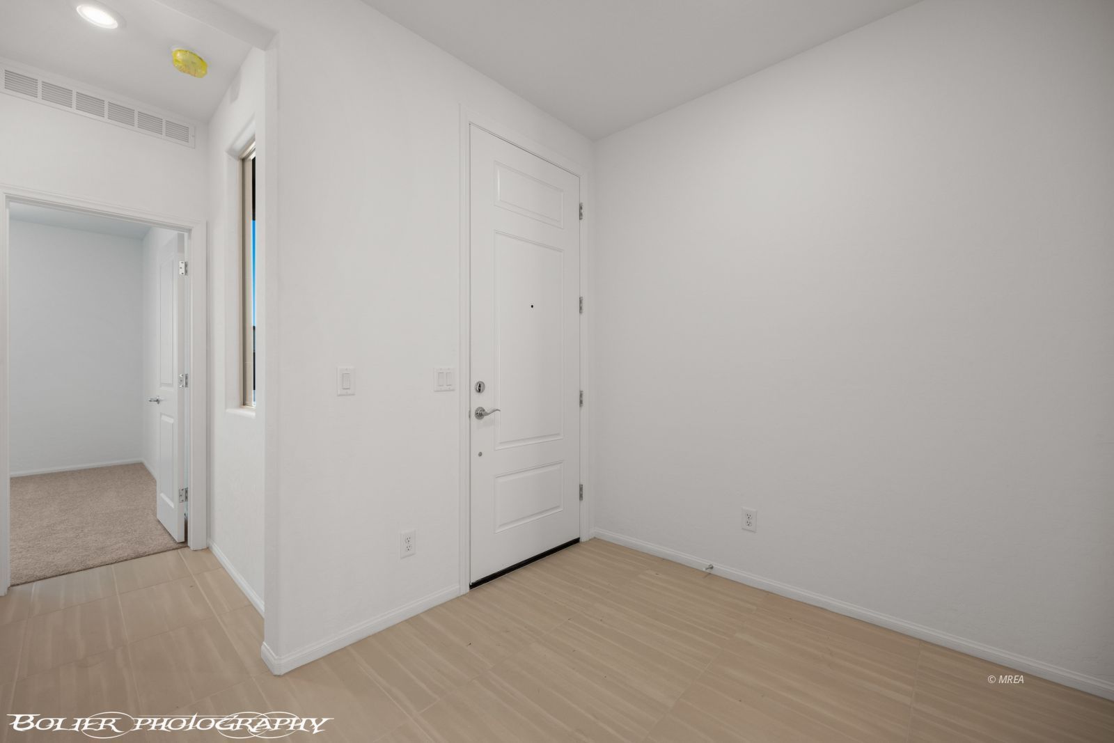 1250  Vertical Bluff 