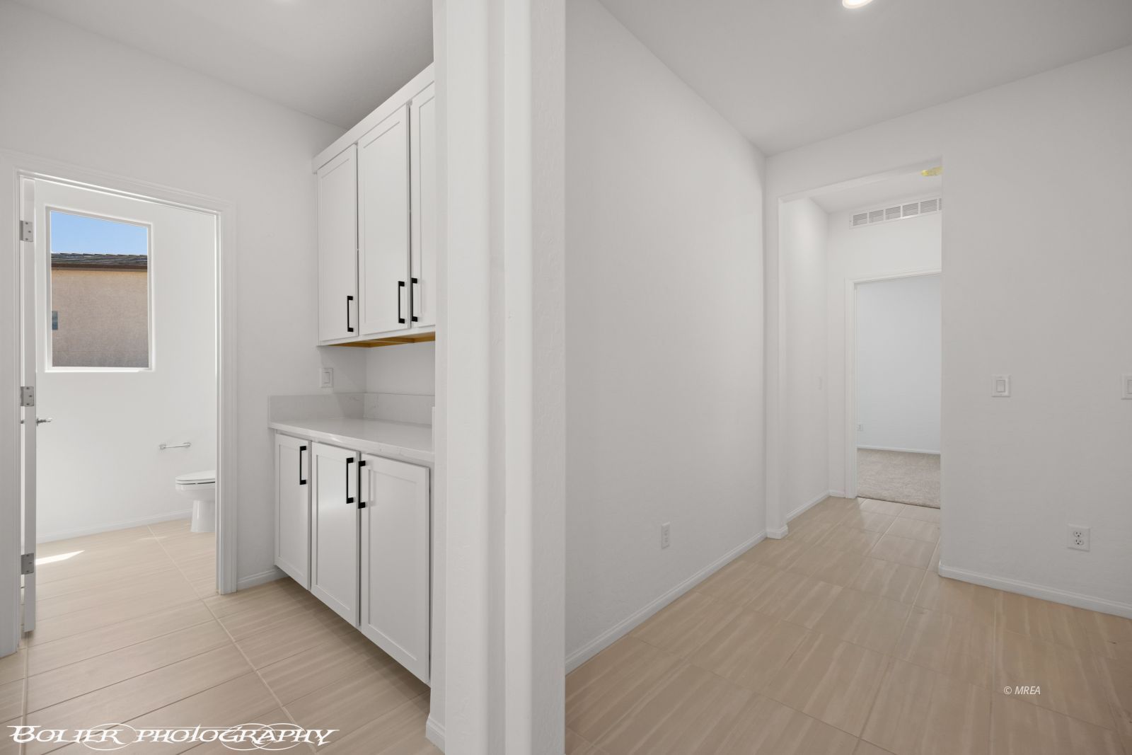 1250  Vertical Bluff 