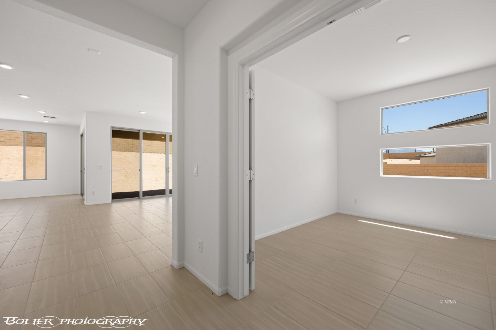 1250  Vertical Bluff 