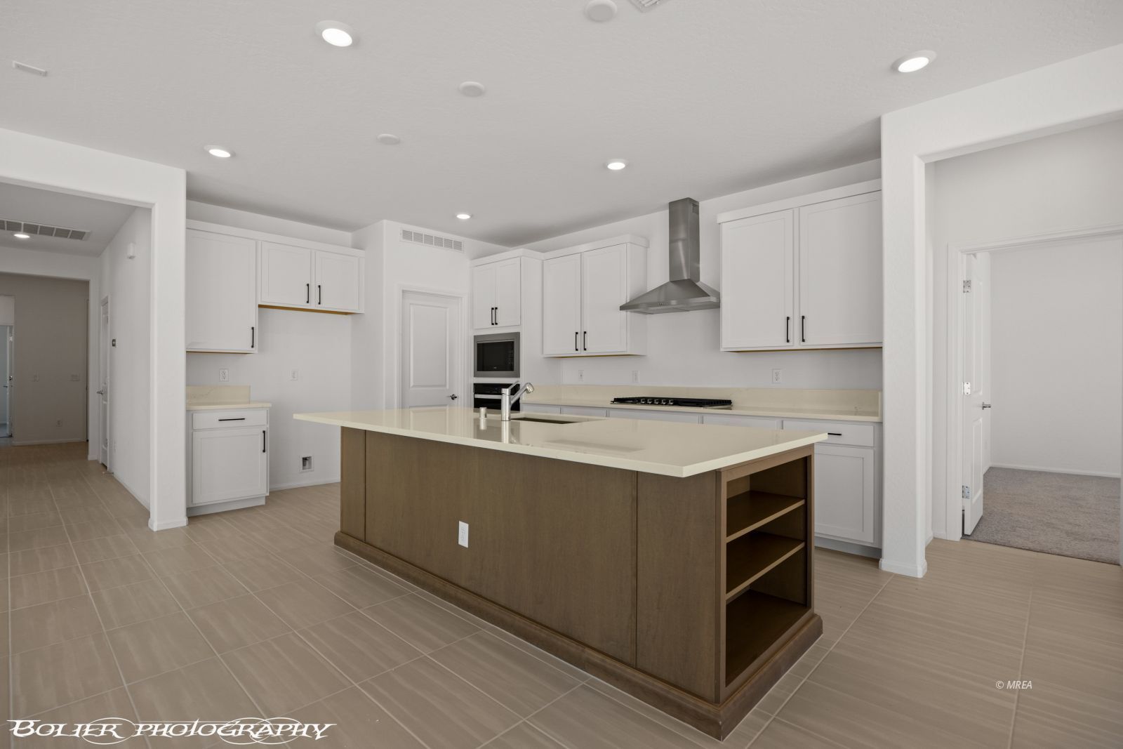 1250  Vertical Bluff 