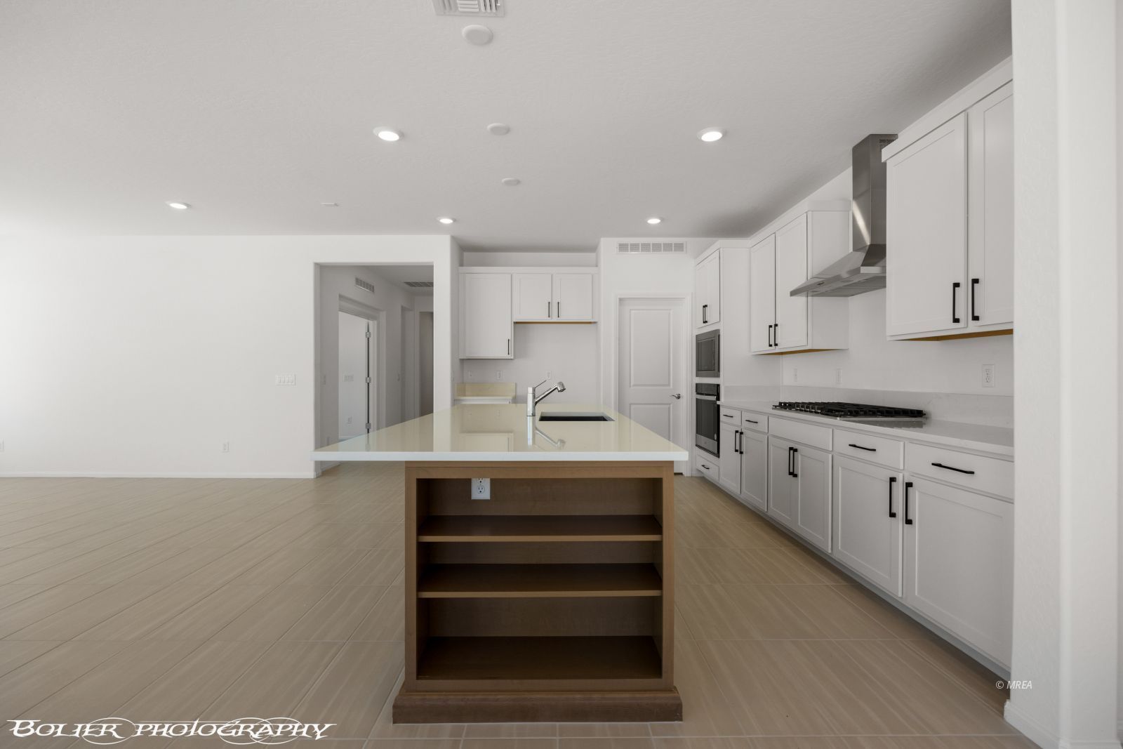 1250  Vertical Bluff 