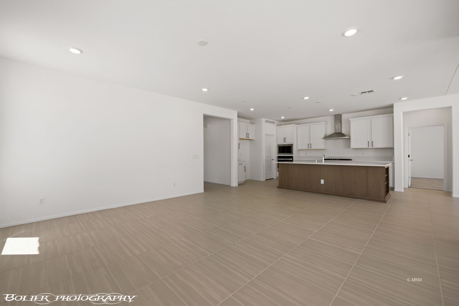 1250  Vertical Bluff 