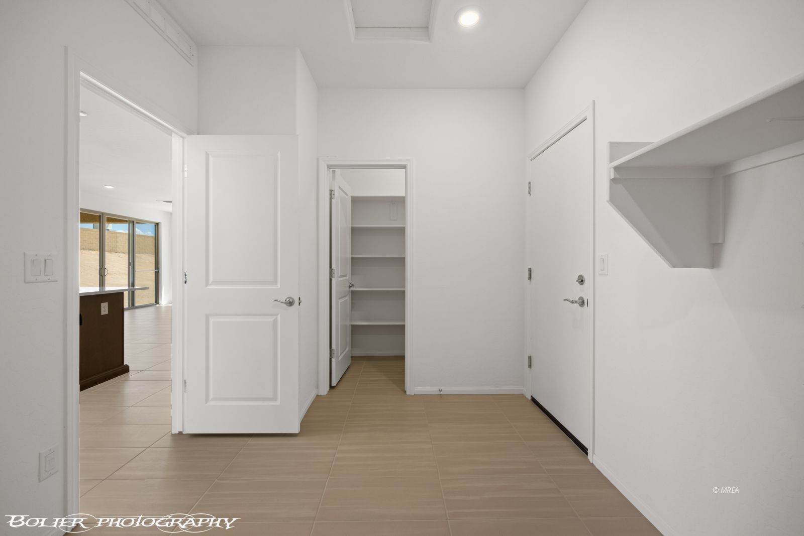 1250  Vertical Bluff 