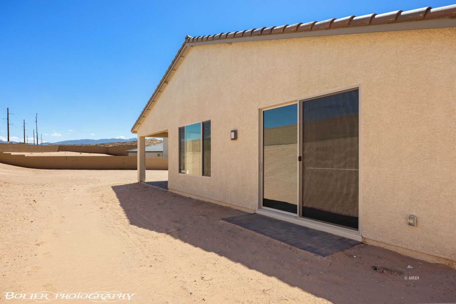 1250  Vertical Bluff 