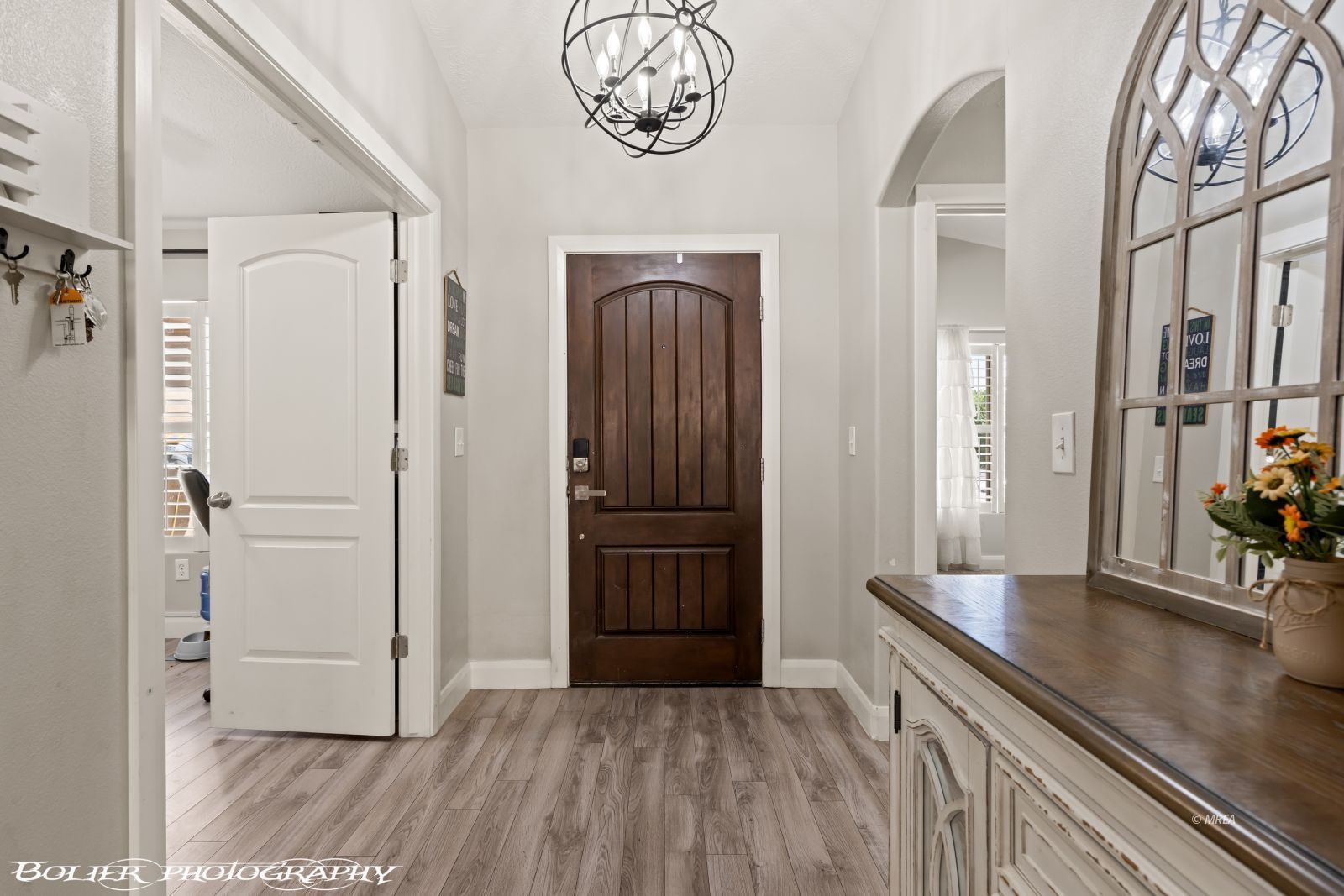 564  Desert Tortoise Way