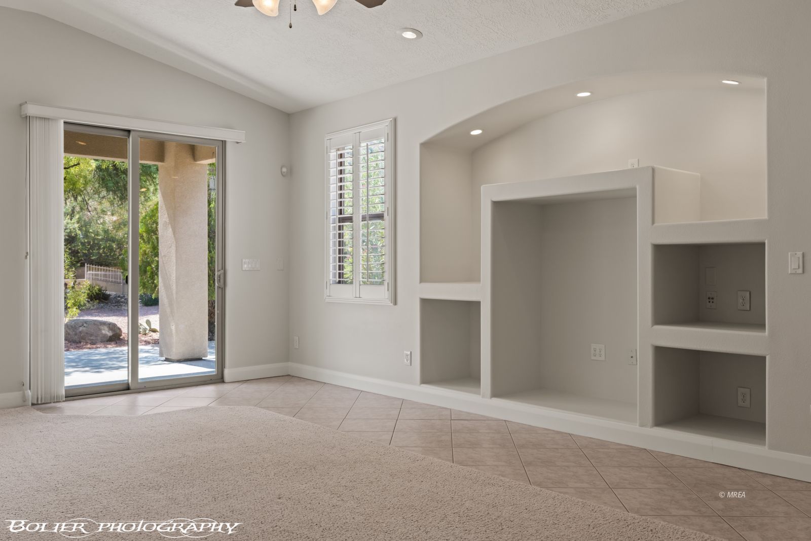 526  Highland View Ct